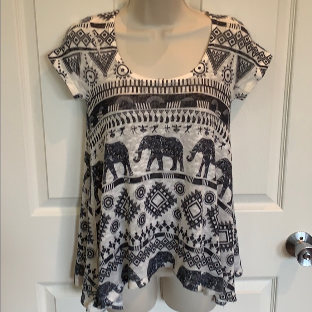 Glaze Elephant Graphic Top
